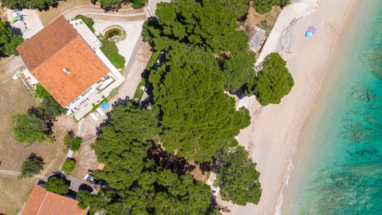 Beachfront Apartments Kate Orebic Exterior photo